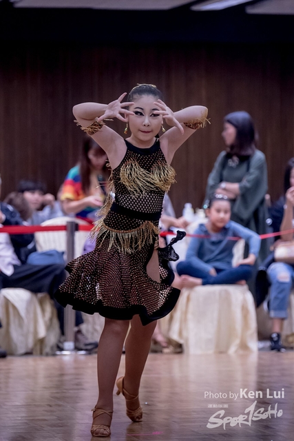 20181118dance 1600