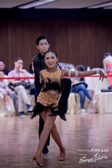 20181118dance 1749