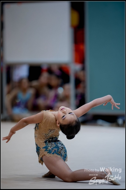 2018-11-10 Rhythmic Gym 1041