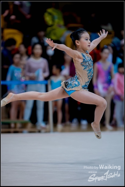 2018-11-10 Rhythmic Gym 1051