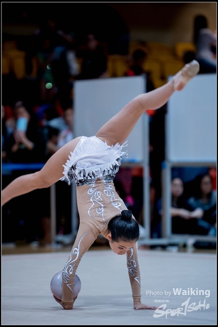 2018-11-10 Rhythmic Gym 2168