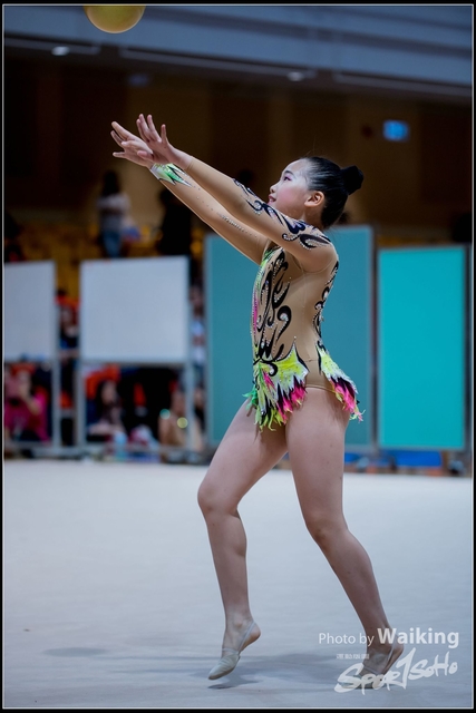 2018-11-10 Rhythmic Gym 2351