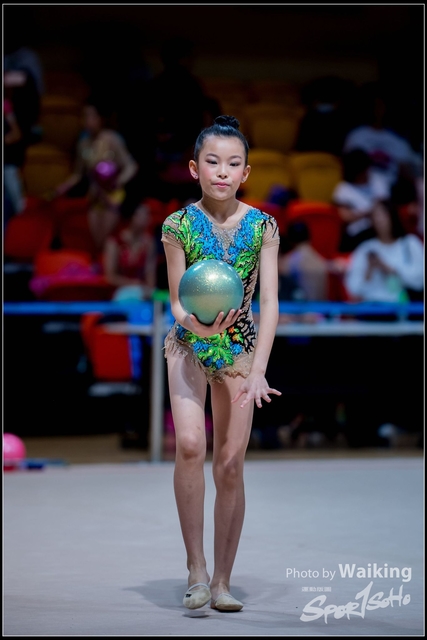 2018-11-10 Rhythmic Gym 2399