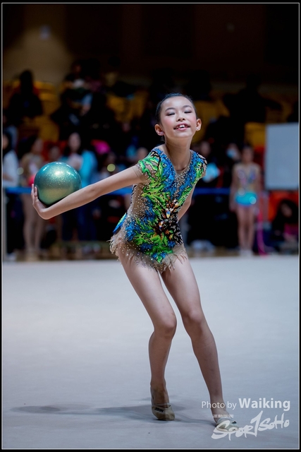 2018-11-10 Rhythmic Gym 2401