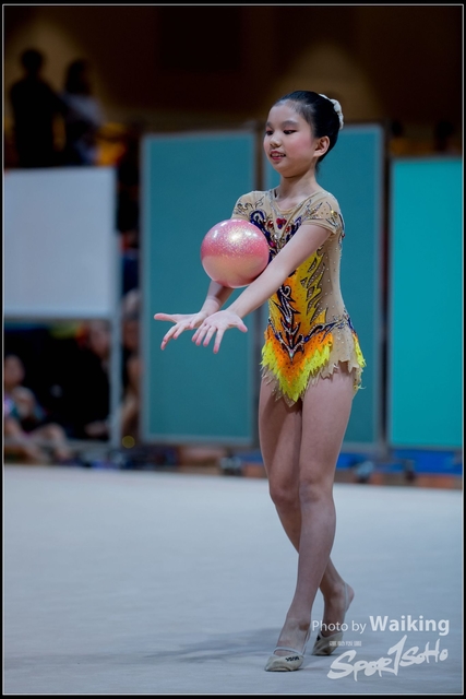 2018-11-10 Rhythmic Gym 2543