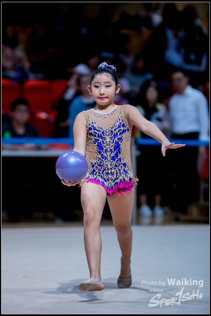 2018-11-10 Rhythmic Gym 2572