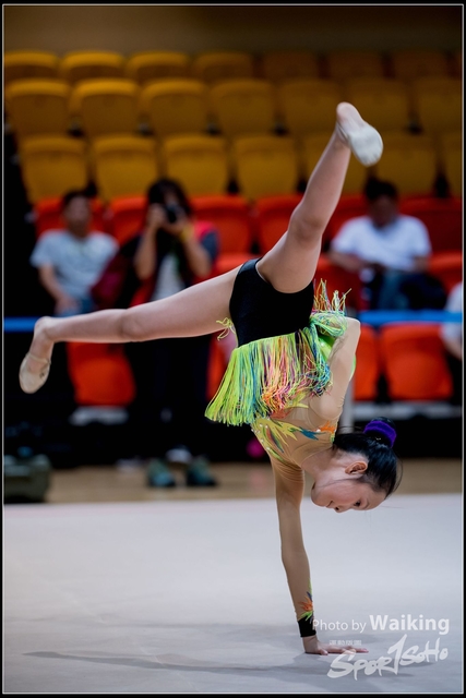 2018-11-10 Rhythmic Gym 2588