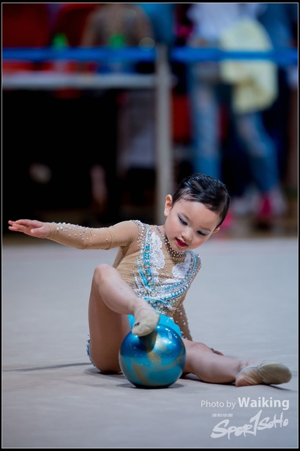 2018-11-10 Rhythmic Gym 2630