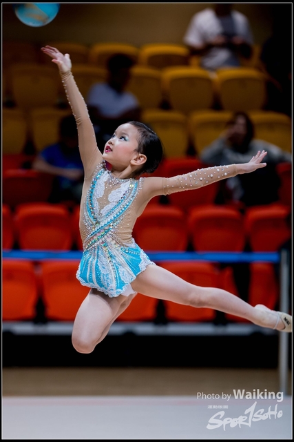 2018-11-10 Rhythmic Gym 2636