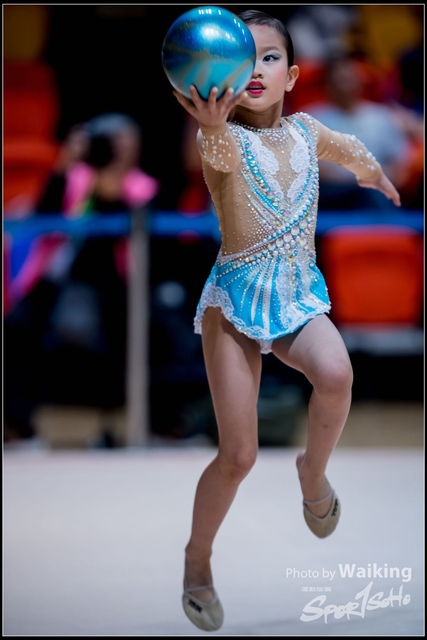 2018-11-10 Rhythmic Gym 2637