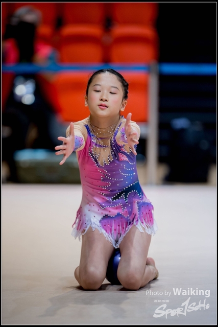 2018-11-10 Rhythmic Gym 1642