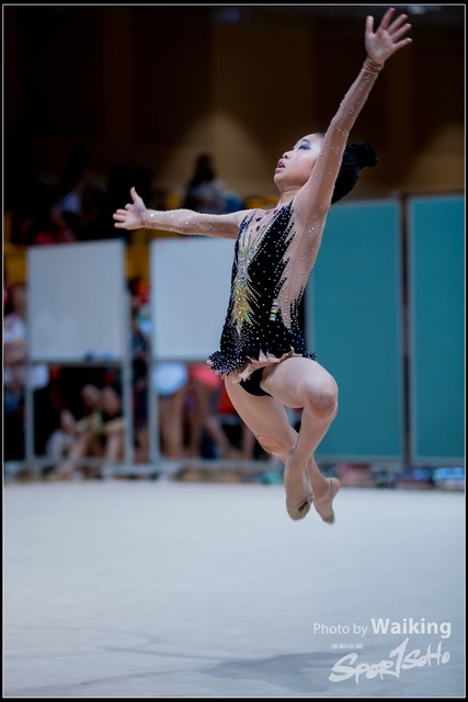 2018-11-10 Rhythmic Gym 2879