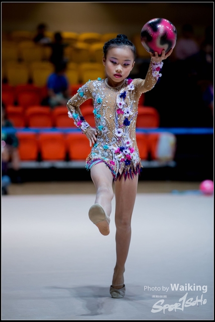 2018-11-10 Rhythmic Gym 1920
