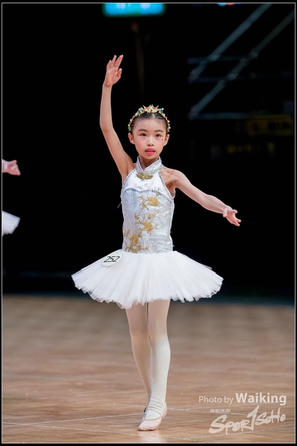 2018-12-02 Dance Festival 0174