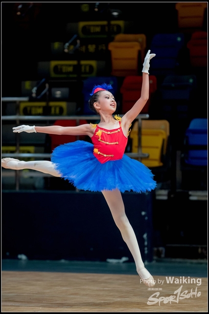 2018-12-02 Dance Festival 0250