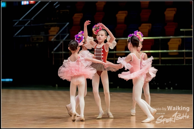 2018-12-02 Dance Festival 0294