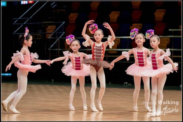 2018-12-02 Dance Festival 0295