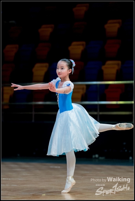 2018-12-02 Dance Festival 0825