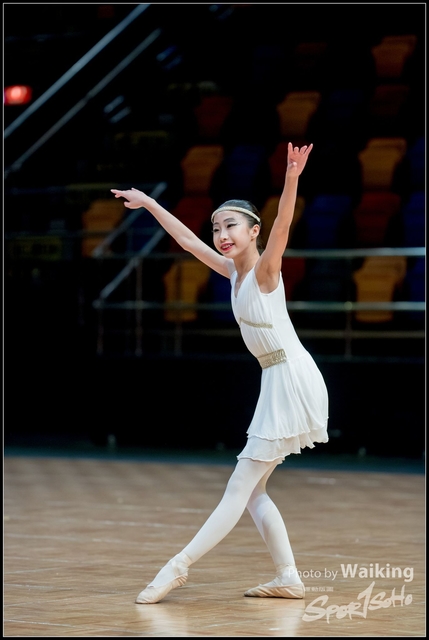 2018-12-02 Dance Festival 1025