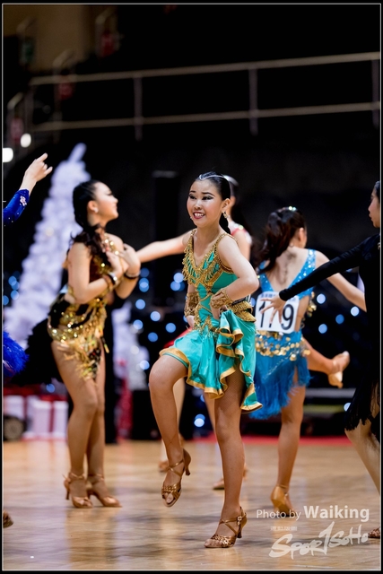 2018-12-21 Dance 1044