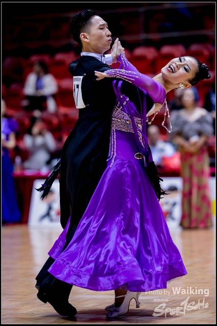 2018-12-23 Dance 0325