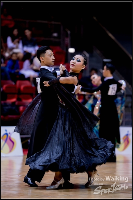 2018-12-23 Dance 0415