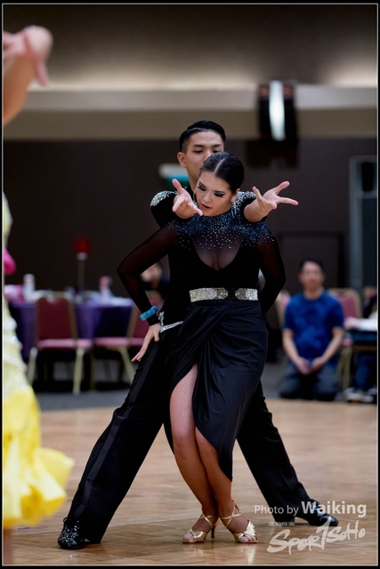 2018-12-25 Dance 0674