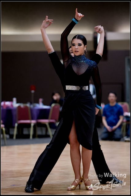2018-12-25 Dance 0675