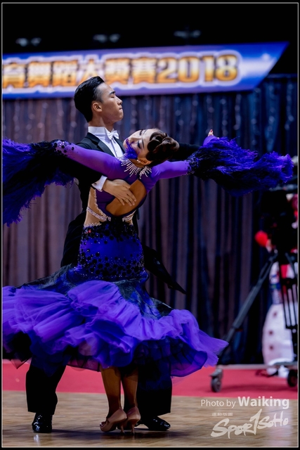 2018-12-23 Dance 0454
