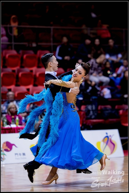 2018-12-23 Dance 0464