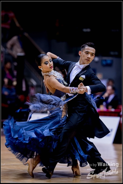 2018-12-23 Dance 0525