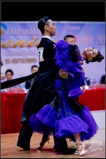 2018-12-23 Dance 0540