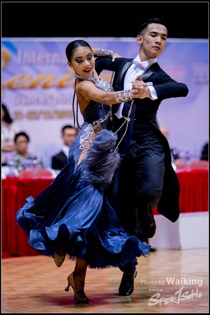 2018-12-23 Dance 0548