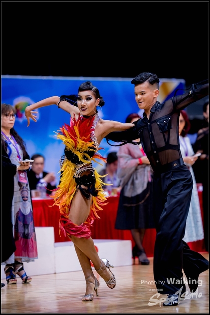 2018-12-23 Dance 0600