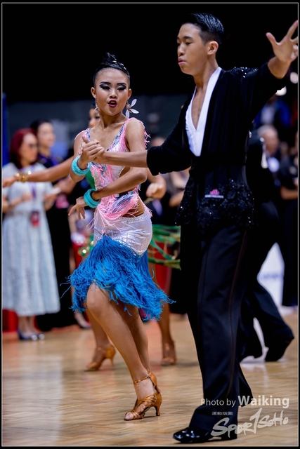 2018-12-23 Dance 0613