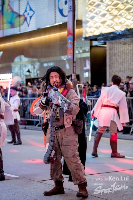 20190205 Parade 1047