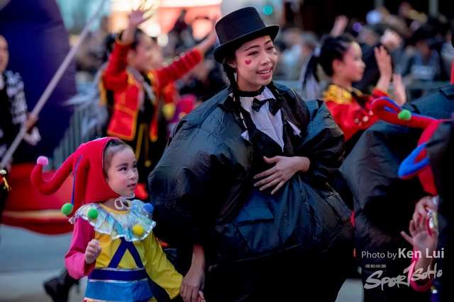 20190205 Parade 1073