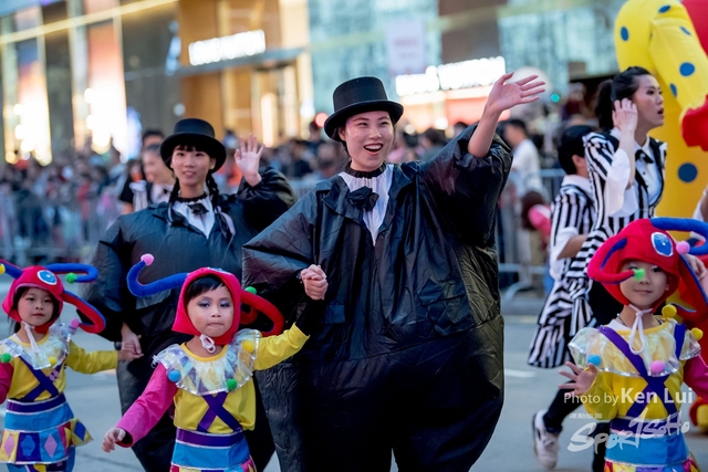 20190205 Parade 1077