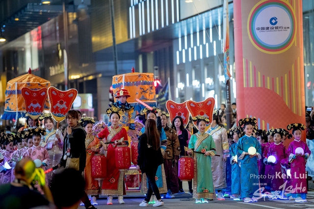 20190205 Parade 1135