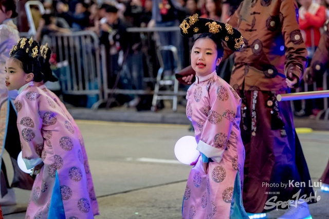20190205 Parade 1142