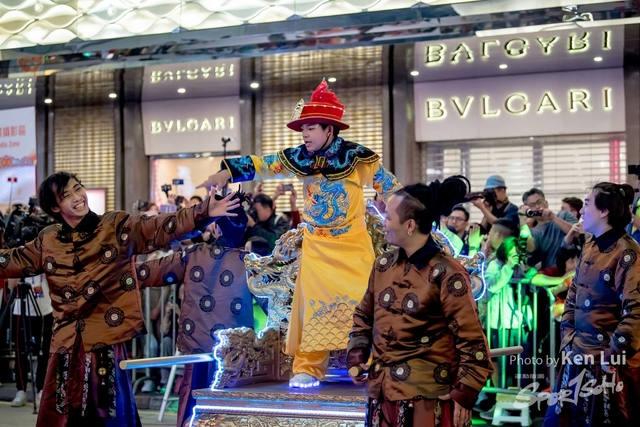 20190205 Parade 1144