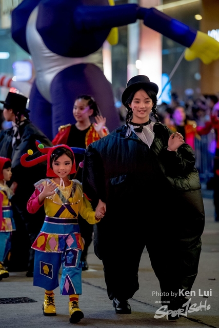 20190205 Parade 1192