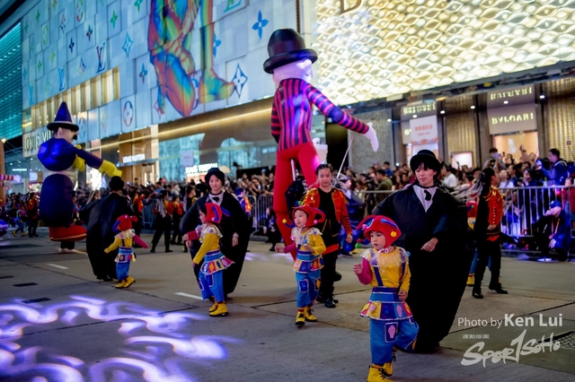 20190205 Parade 1195