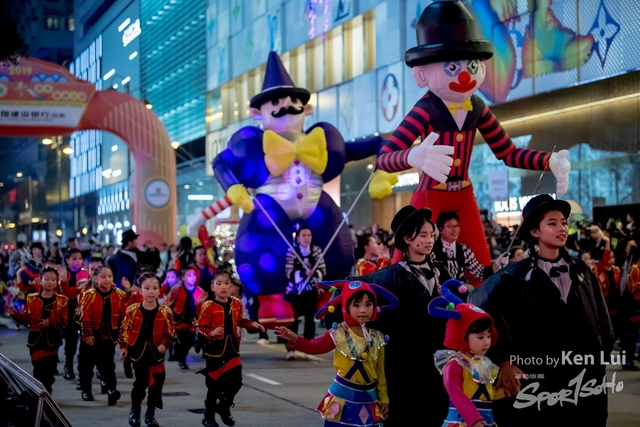 20190205 Parade 1252
