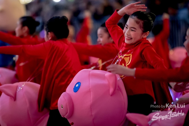 20190205 Parade 1287
