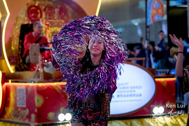 20190205 Parade 1295