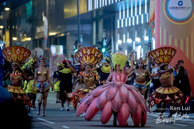20190205 Parade 1336
