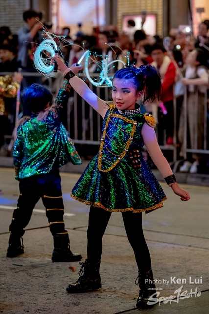 20190205 Parade 1373