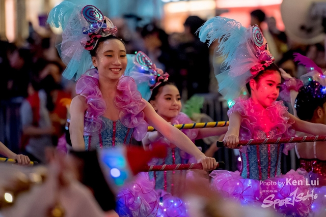 20190205 Parade 1394