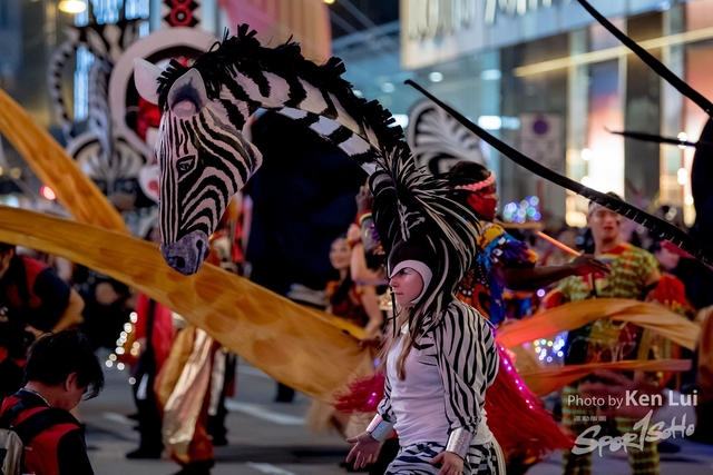 20190205 Parade 1407